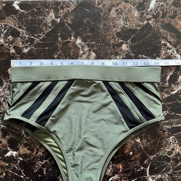 High Waisted Green Bikini Bottoms, Express size medium - Picture 7 of 15